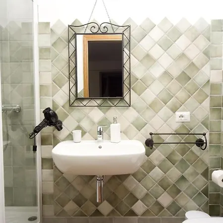 Domo Silvia E Paolo Vendégház