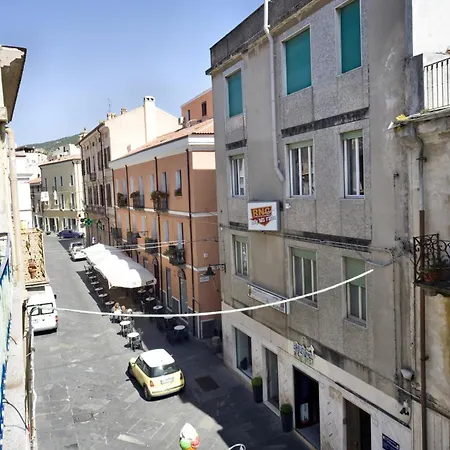 Vendégház Domo Silvia E Paolo Nuoro