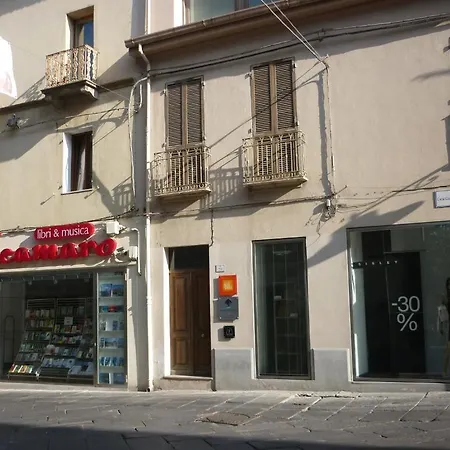 Domo Silvia E Paolo Vendégház Nuoro