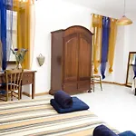 Πανσιόν Domo Silvia E Paolo