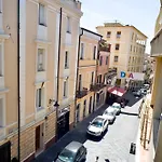 Πανσιόν Domo Silvia E Paolo Νουόρο