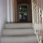 Domo Silvia E Paolo Πανσιόν Νουόρο
