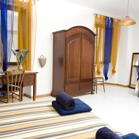 بيت ضيافة Domo Silvia E Paolo