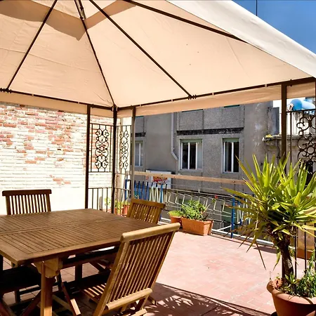 Domo Silvia E Paolo نوورو